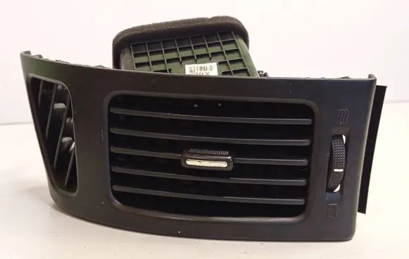 Hyundai i30 Dashboard side air vent grill/cover trim 974802H000