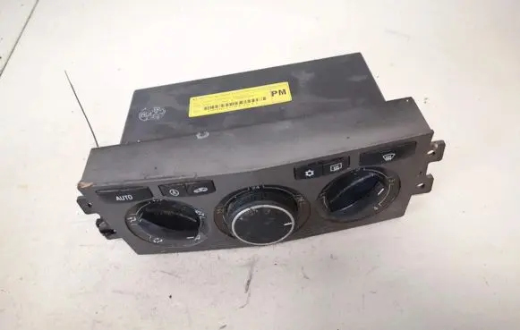 Opel Antara Climate control unit 96873526