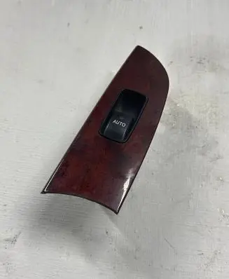 Lexus IS 220D-250-350 Electric window control switch