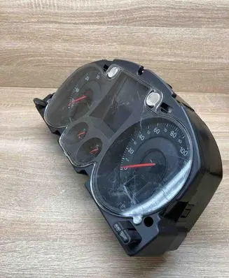 Volkswagen PASSAT B6 Speedometer (instrument cluster) 3C0920980K