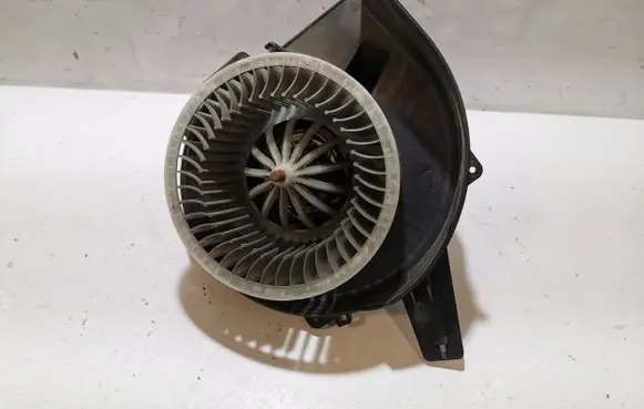 Volkswagen Polo V 6R Heater fan/blower 6R1819015