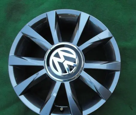 Volkswagen Up R15 alloy rim 