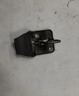 Skoda Rapid (NH) Tailgate lock loop/hook striker 5JA823186
