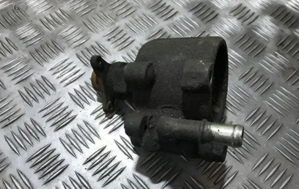 Renault Laguna I Power steering pump 7700872157c 7700843919