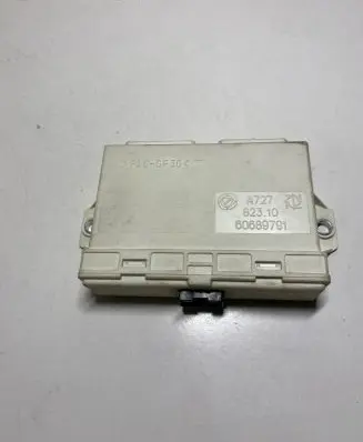 Alfa Romeo 156 Comfort/convenience module 60689791 A727 82310
