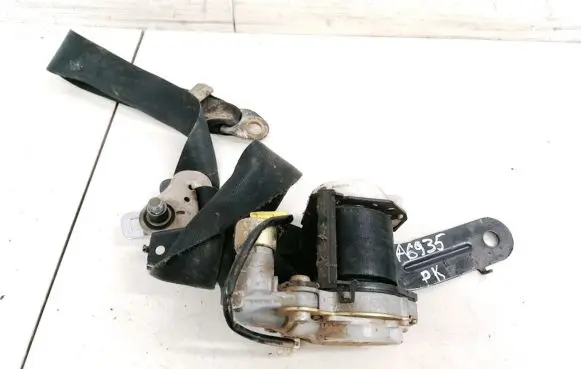 Nissan Almera N16 Front seatbelt E40429033