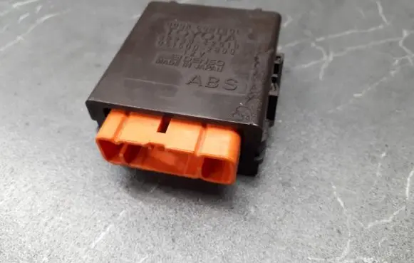 Toyota RAV 4 (XA10) Door control unit/module 85980-42010