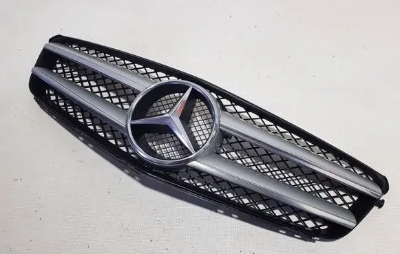 Mercedes-Benz C W204 Front bumper upper radiator grill AGGT2048880160 A2048880160
