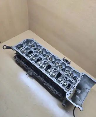 BMW M5 Engine head 7833881