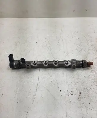 Skoda Superb B6 (3T) Fuel main line pipe R03L125C