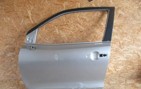 Suzuki Baleno IV Front door
