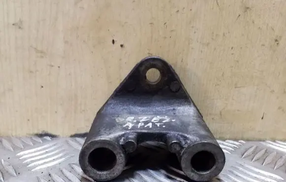 Mazda 6 Gearbox mounting bracket