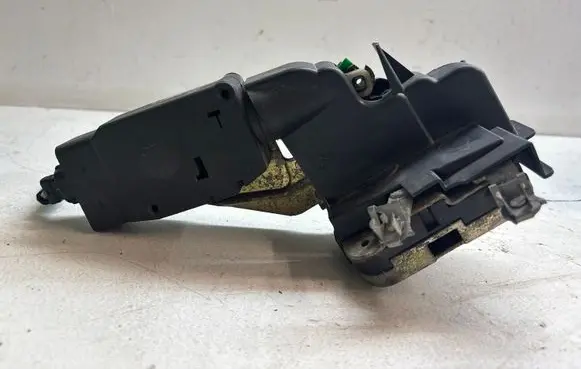 Volvo S40, V40 Front door lock PP30FV