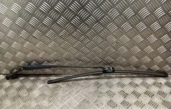 Volvo V70 Windshield/front glass wiper blade 30796035