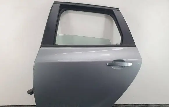 Opel Astra J Rear door 