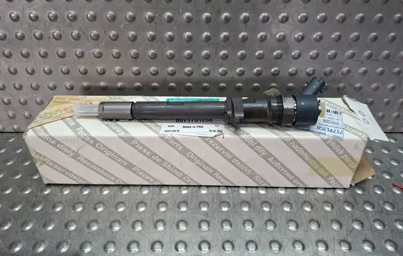 Fuel injector