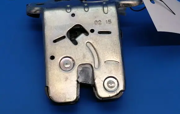 Audi A3 S3 8V Tailgate/trunk/boot lock/catch/latch 4H0827505A