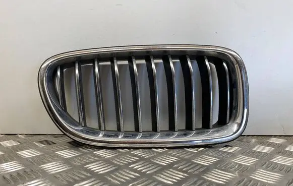 BMW 5 F10 F11 Front bumper upper radiator grill 7336478 7340320 7331772