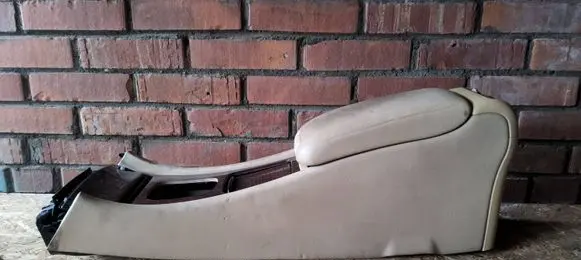 Mercedes-Benz C W203 Armrest E037611021
