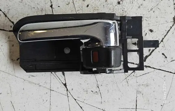 Toyota Corolla E120 E130 Front door interior handle 51594a1