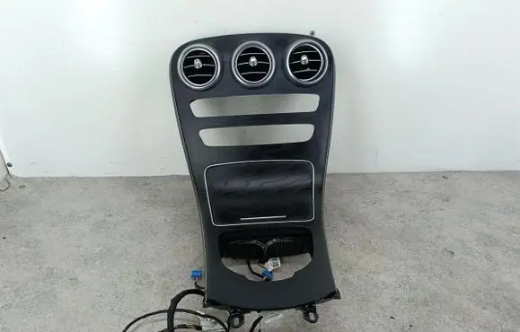 Mercedes-Benz C W205 Center console A2056804506