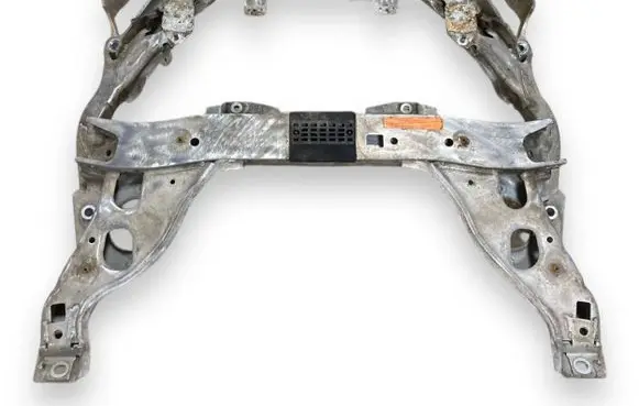 BMW 1 E81 E87 Front subframe 2121644