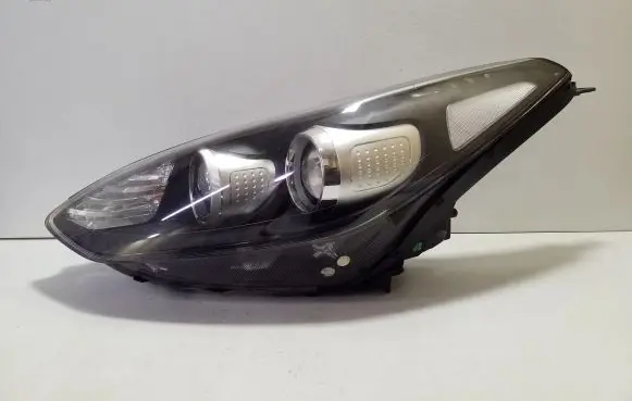 KIA Sportage Headlight/headlamp 92101F1040