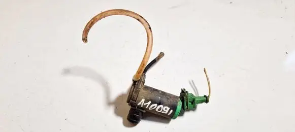 Peugeot 206 Windscreen/windshield washer pump 90095