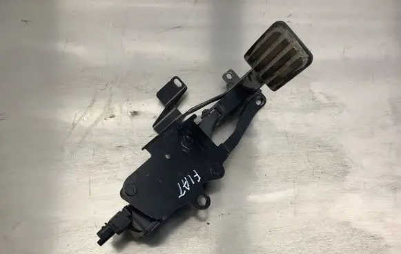 Fiat Scudo Accelerator throttle pedal 1400838880 6PV00908308