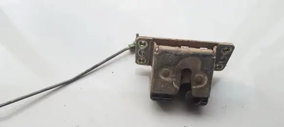 Audi A4 S4 B5 8D Tailgate/trunk/boot lock/catch/latch