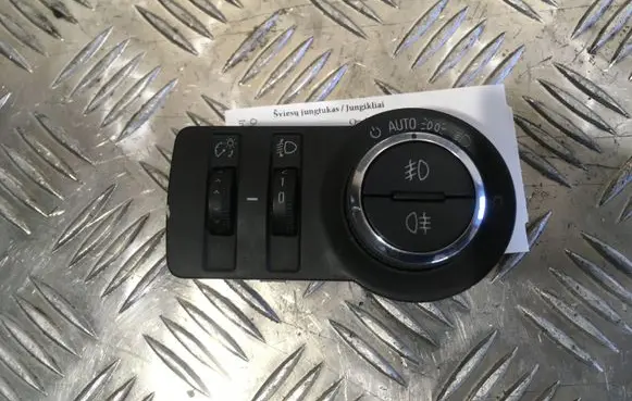 Opel Insignia A Light switch 13268694