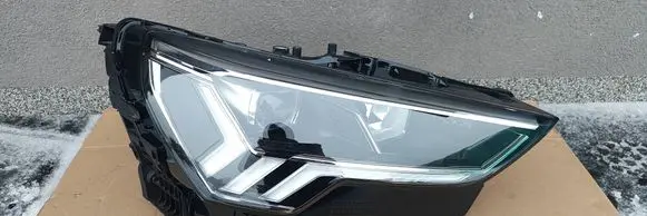 Audi Q3 F3 Headlight/headlamp 83A941034 1090025 900251FD