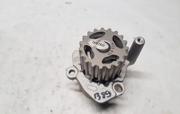 Volkswagen PASSAT B5.5 Water pump PA878 038121011G P569