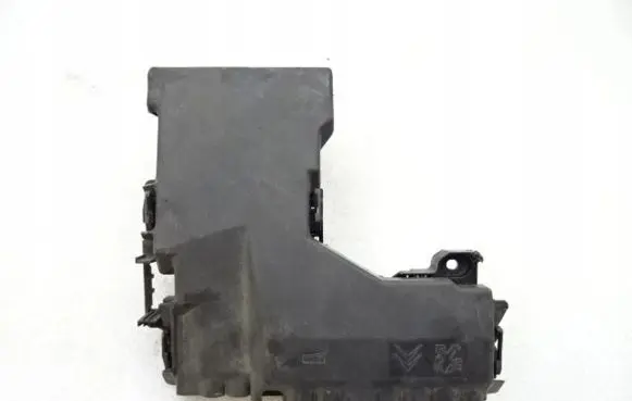 Peugeot 508 Voltage converter/converter module 9665878080