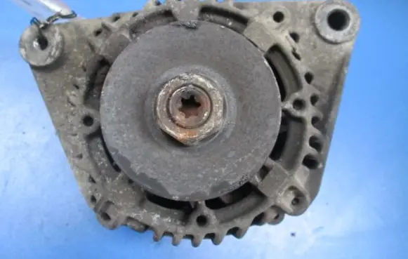 Peugeot 106 Generator/alternator