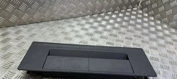 Skoda Superb B8 (3V) Trunk/boot storage box wall 3V5867145A