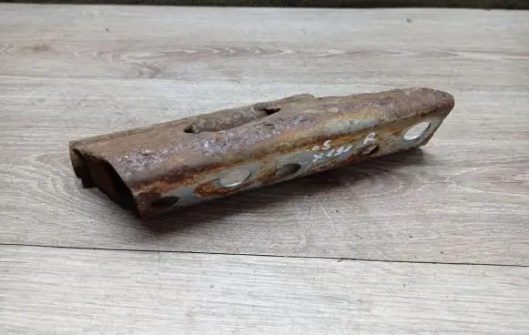 Volvo XC90 Towing hook eye 
