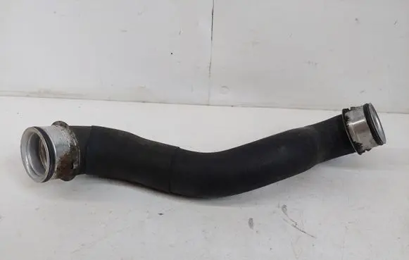 Mercedes-Benz S W221 Engine coolant pipe/hose