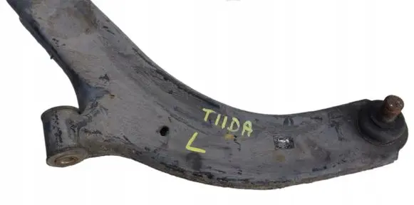 Nissan Tiida C11 Front lower control arm/wishbone