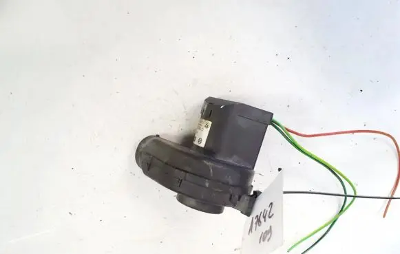 BMW 5 E39 Engine control unit/module fan 0130002831 1290-17451829