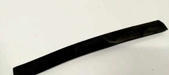 Lexus RX 300 Front door glass trim molding 