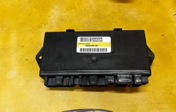 Chevrolet Corvette C5 Door control unit/module 10342159