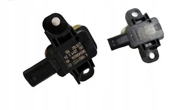 Mercedes-Benz ML W166 Airbag deployment crash/impact sensor A1668210351