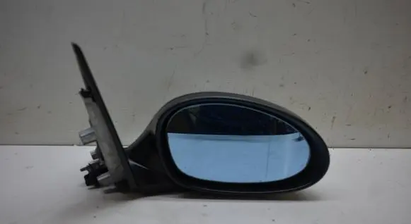 Front door electric wing mirror