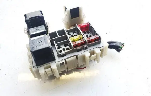Ford Galaxy Fuse box set 6g9t14k131ca 6g9t-14k131-ca
