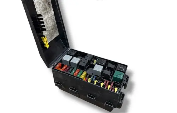 Ford Focus Fuse box set 98AG14A142AD 518261300 98AG14A067CE