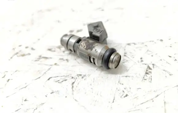 Ford Fiesta Fuel injector 2n1u9f593ka