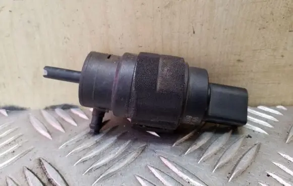 Audi A5 8T 8F Windscreen/windshield washer pump 8K5955647