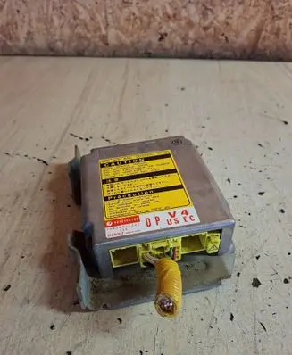 Subaru Forester SF Airbag control unit/module 98221FC100 1523002341
