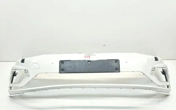 Volkswagen Golf VII Front bumper 5G0807221LR
